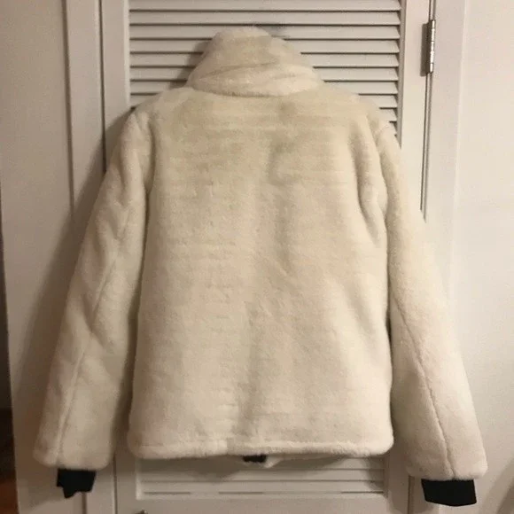S13 by SAM. Madison Faux Fur Jacket in Cream with Black Puffer Lining, Size L - Picture 14 of 14